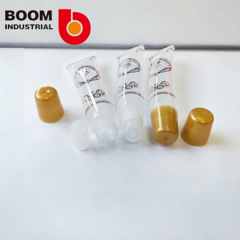 19 Tube, silkscreen + hot stamping, with lipstick stopper and tinted lipstick cap