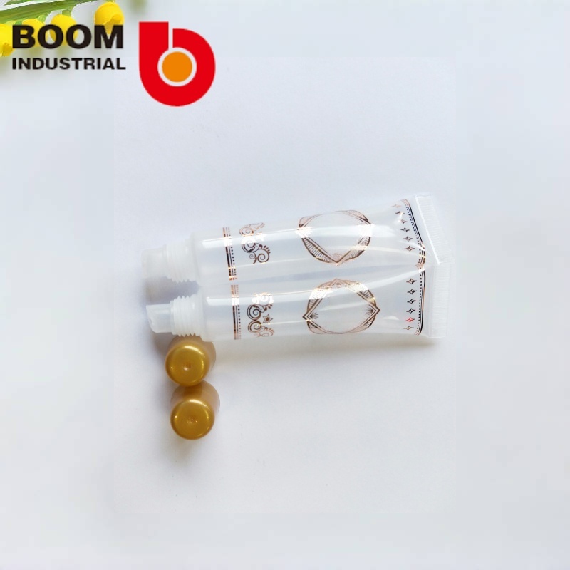 19 Tube, silkscreen + hot stamping, with lipstick stopper and tinted lipstick cap