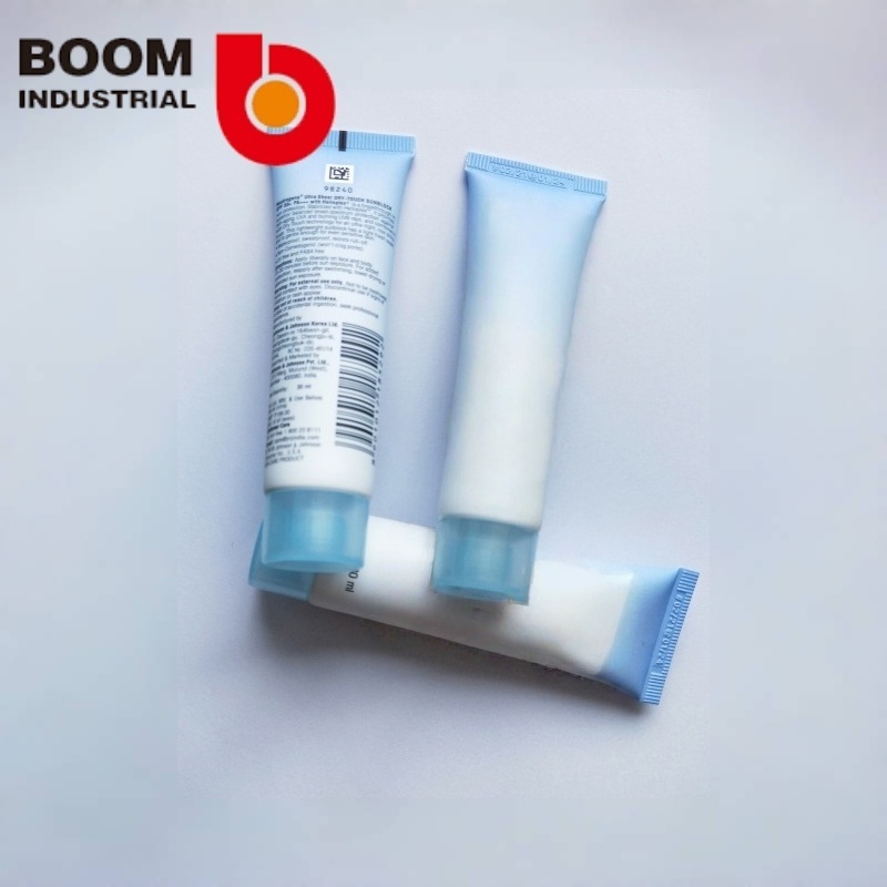 25 tubes Offset printing + hot stamping + gradient color with semi-transparent colored twist cap