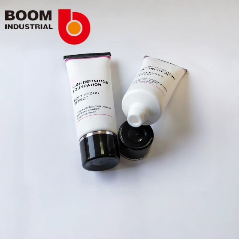 30 tubes, screen printing, with black hot-stamped silver edge screw cap