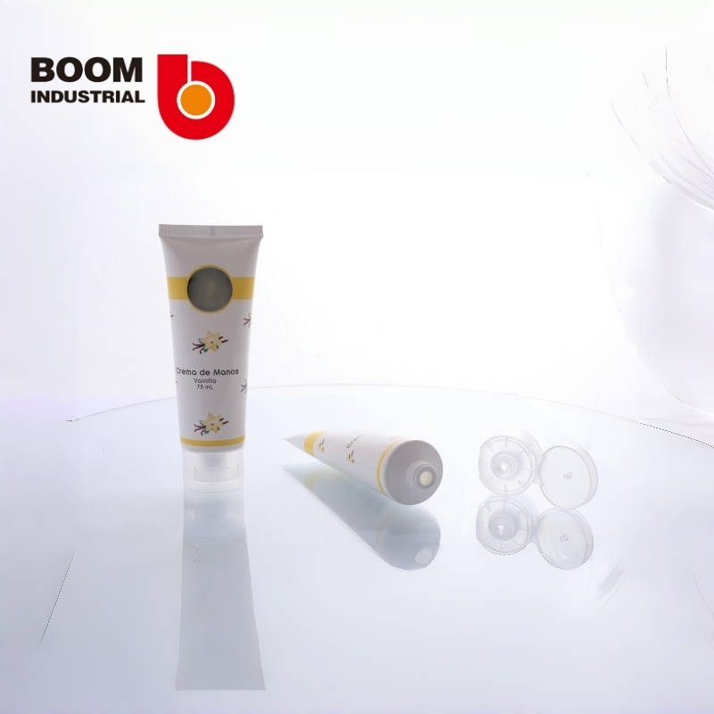 35mm diameter, offset printing, with transparent flip-top cap