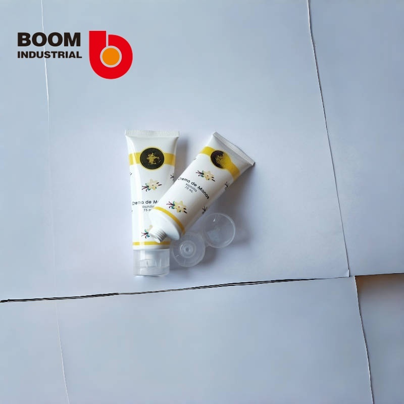 35mm diameter, offset printing, with transparent flip-top cap