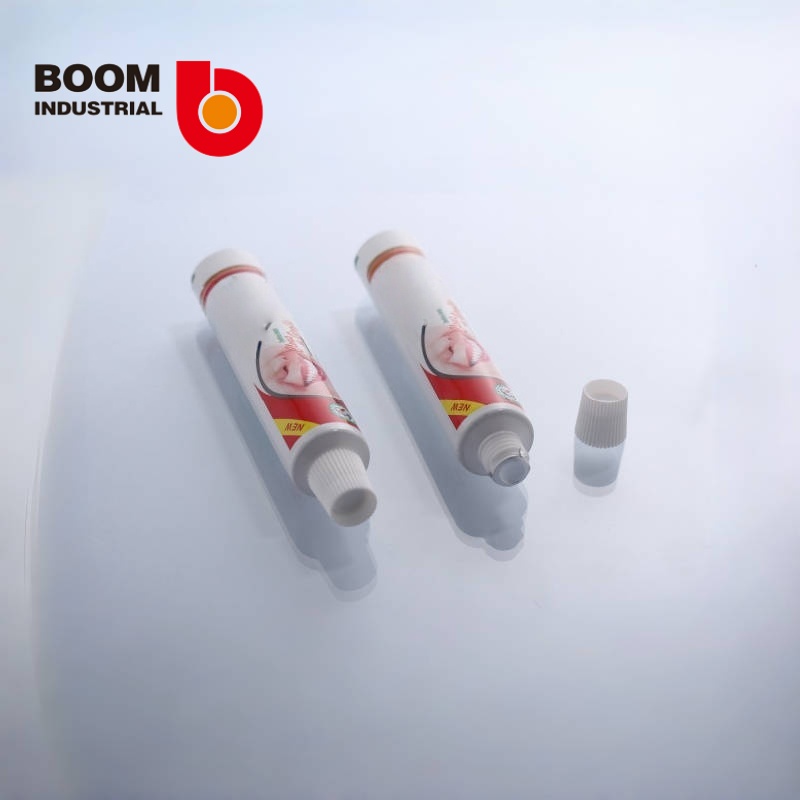 D25 250um white sheet material, glossy finish, with vertical stripes and small screw cap