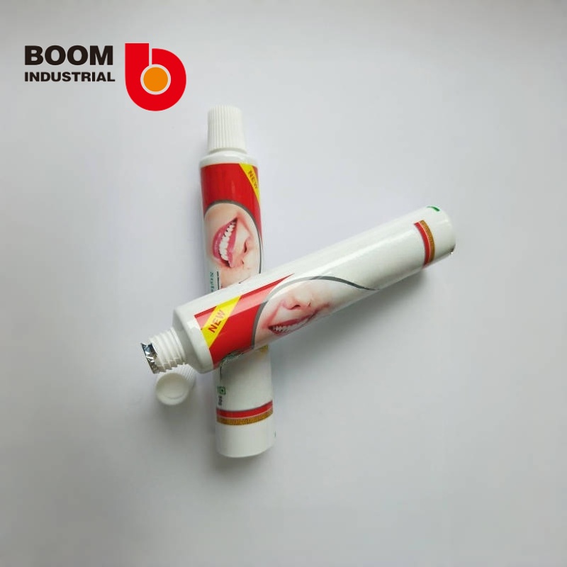 D25 250um white sheet material, glossy finish, with vertical stripes and small screw cap