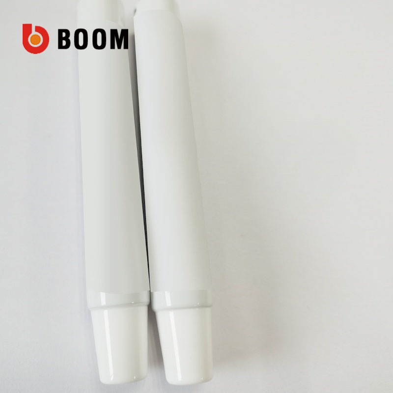 Aluminum-plastic material 19mm diameter lipstick tube, 20g, soft tube, offset printing process.
